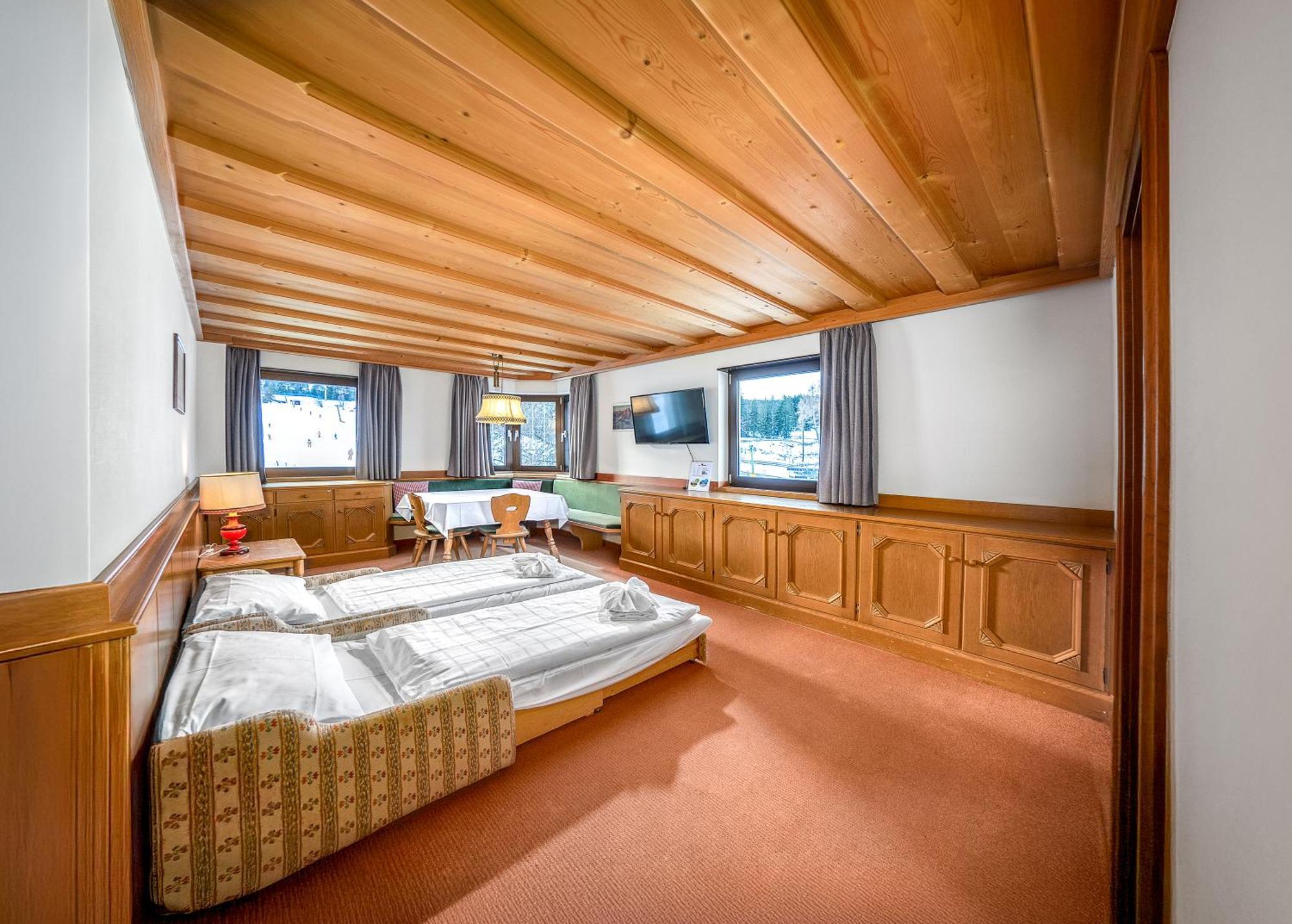 Villa Pana Santa Cristina Val Gardena Bagian luar foto